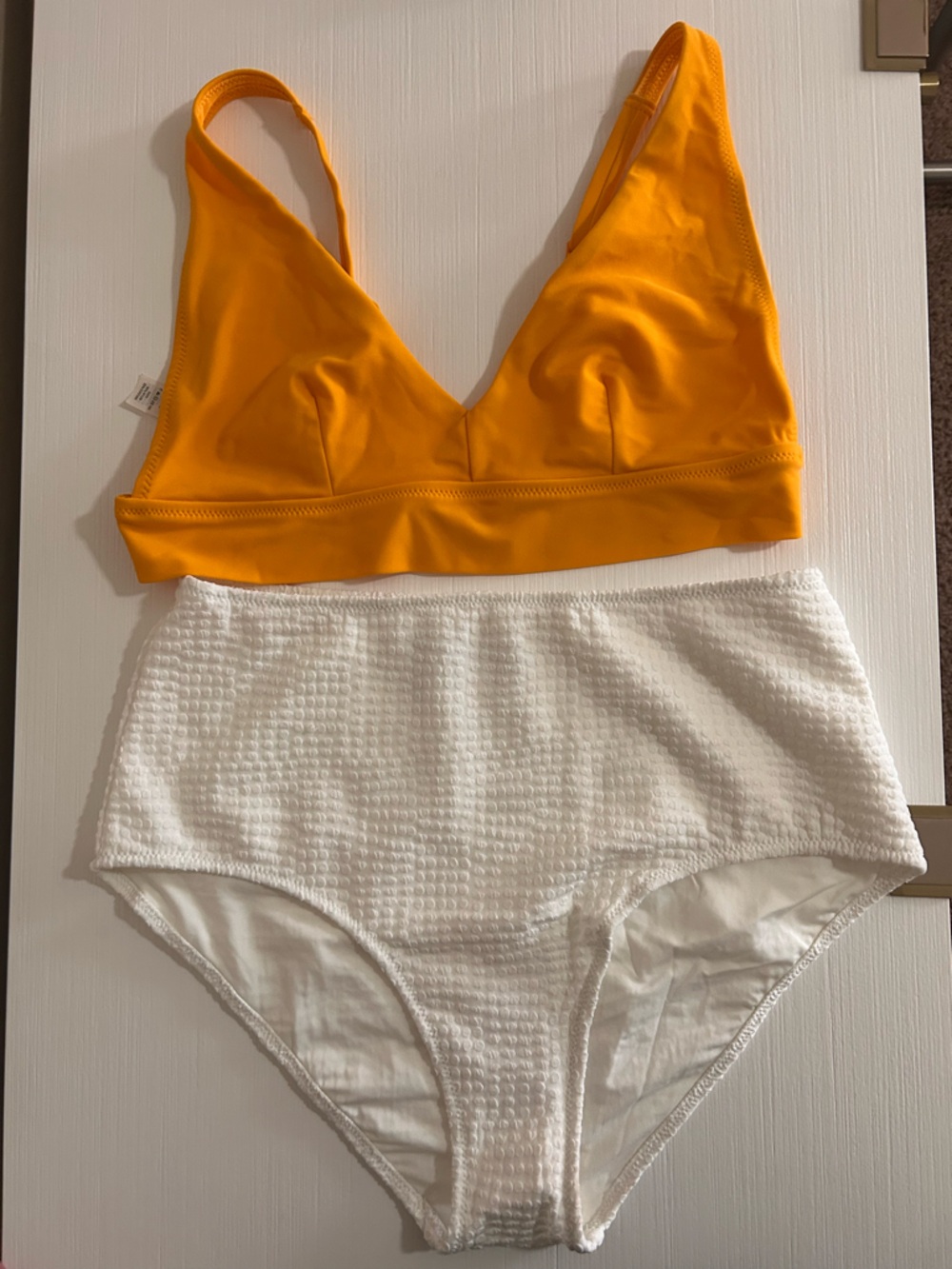 🧡🌊aerie Textured High-Waist Bikini Bottoms & Golden V-neck Bikini top🌊🧡